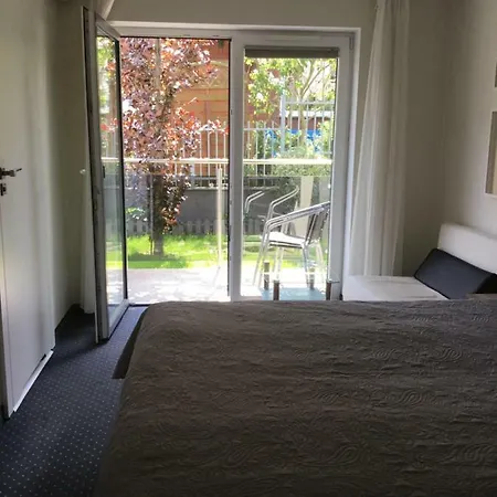 Stella Baltica Oda ve Kahvaltı